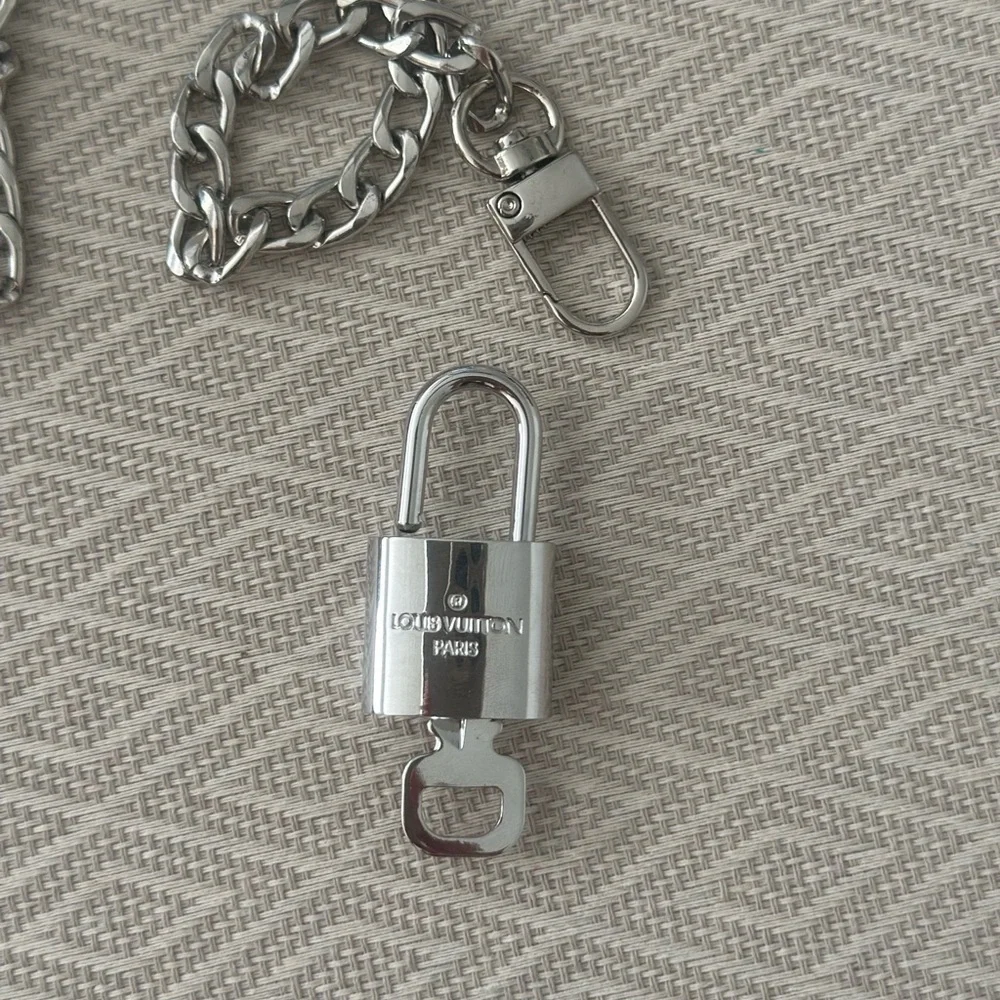 Louis Vuitton Silver Padlock w/ key & 27” Chain   to be worn as necklace